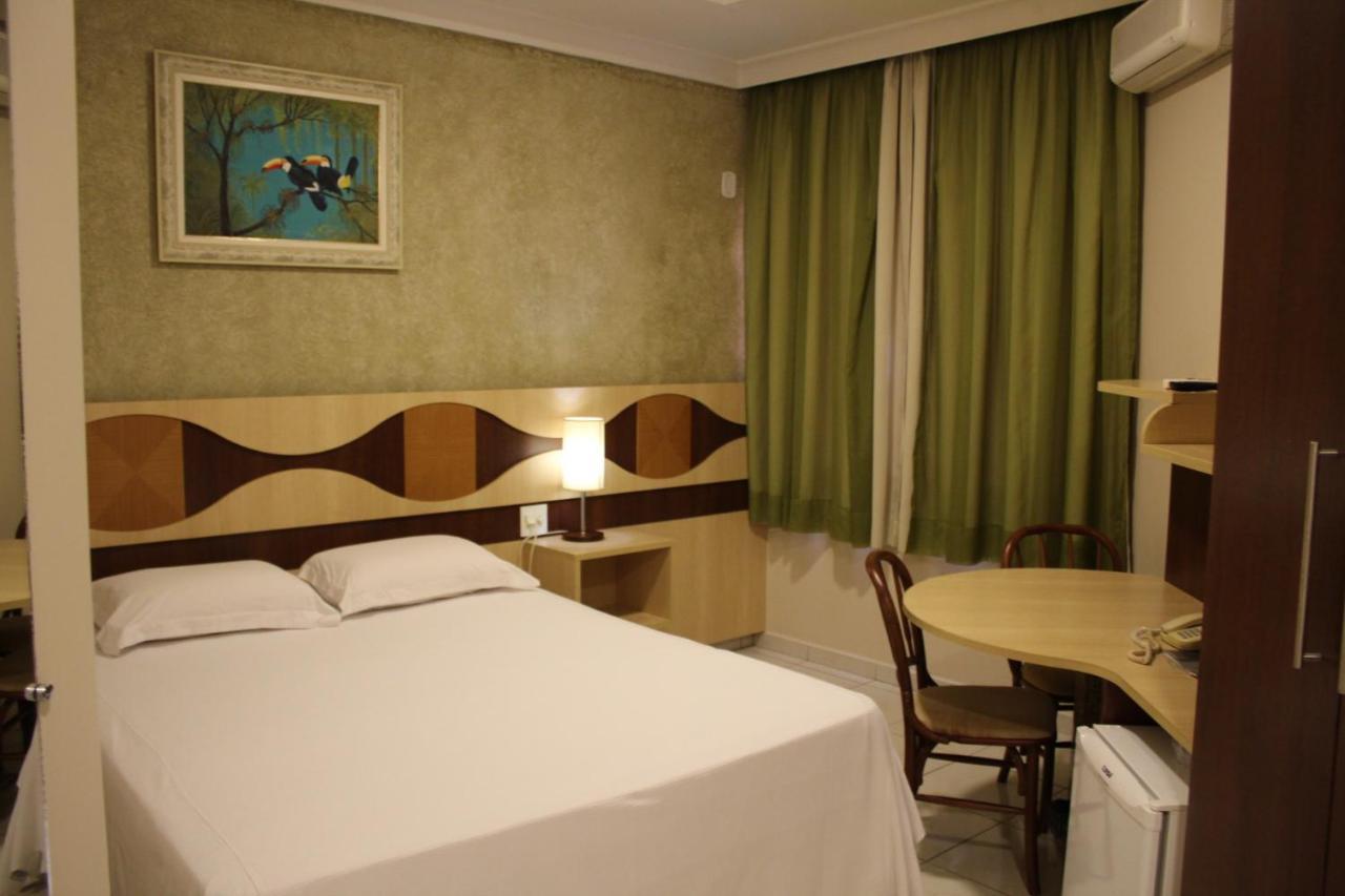 Hotel Lago Dourado Dois Vizinhos Exterior foto